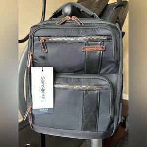 NWT Samsonite NUROAD 14.1" BACKPACK - Black/Rose gold discontinued